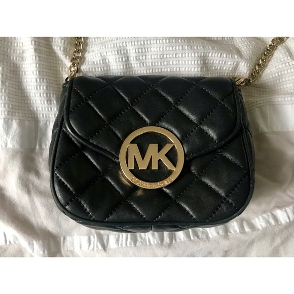 Michael Kors Handbags - Michael Kors Crossbody Bag